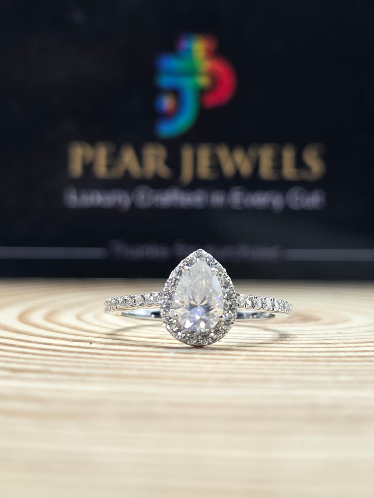 VVS Moissanite Diamond Pear Cut Engagement Ring For Women Propsal