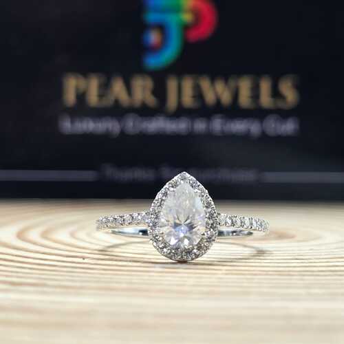 VVS Moissanite Diamond Pear Cut Engagement Ring For Women Propsal
