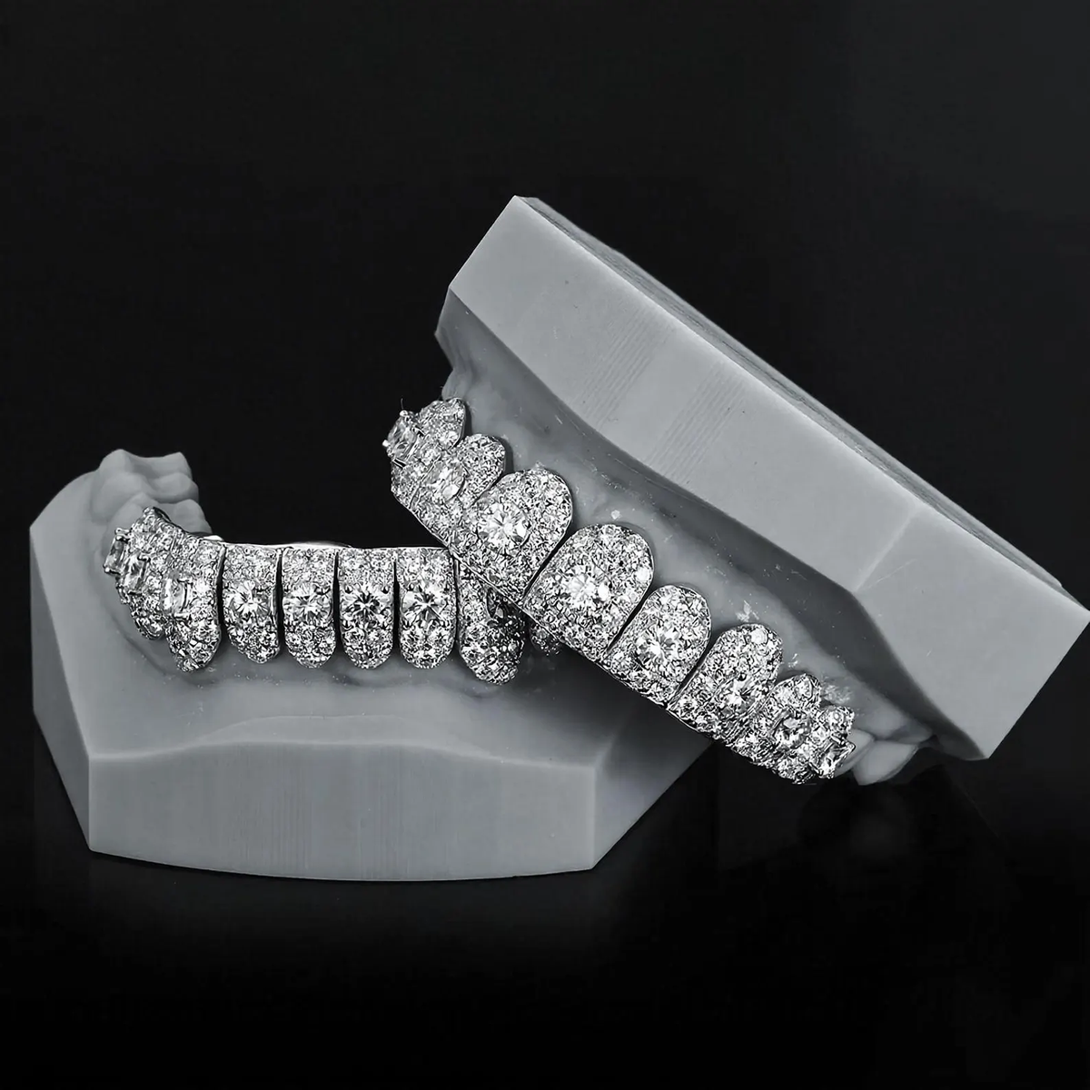 Silver Iced Out Grillz 925 Silver Custom Moissanite Diamond Hip Hop Teeth