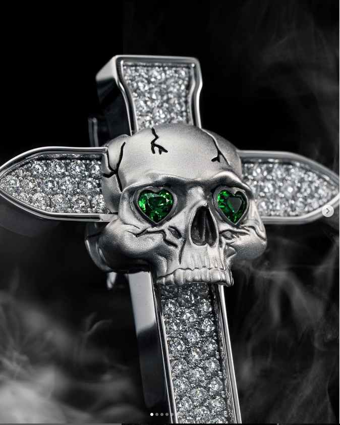 VVS Moissanite Skeleton Cross With Green Eyes 925 Silver Pendant