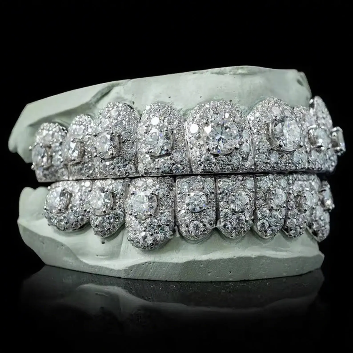 Silver Iced Out Grillz 925 Silver Custom Moissanite Diamond Hip Hop Teeth