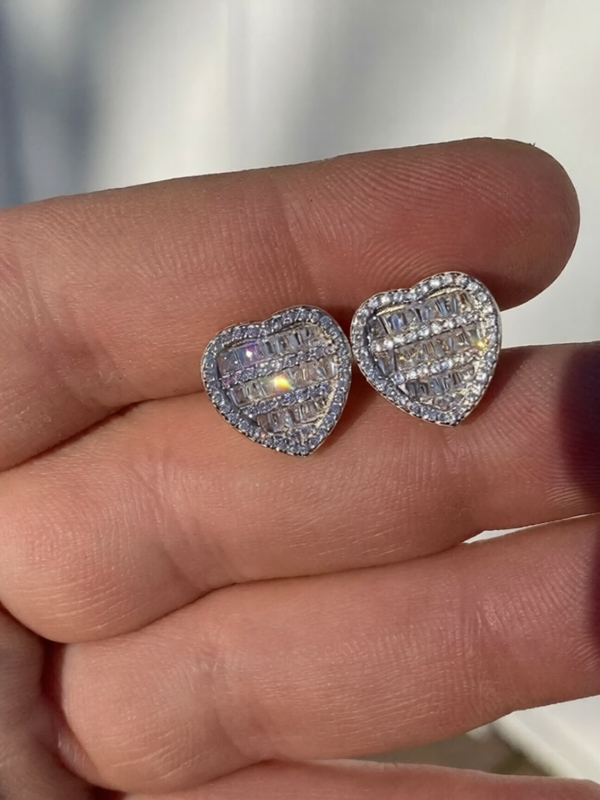 925 Sterling Silver Heart Earring Iced Out VVS Moissanite Diamond Earring