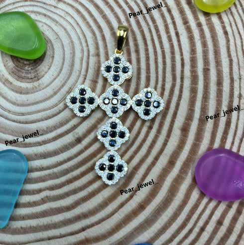 Iced Out Cross Pendant In 925 Silver Pendant Moissanite Diamond
