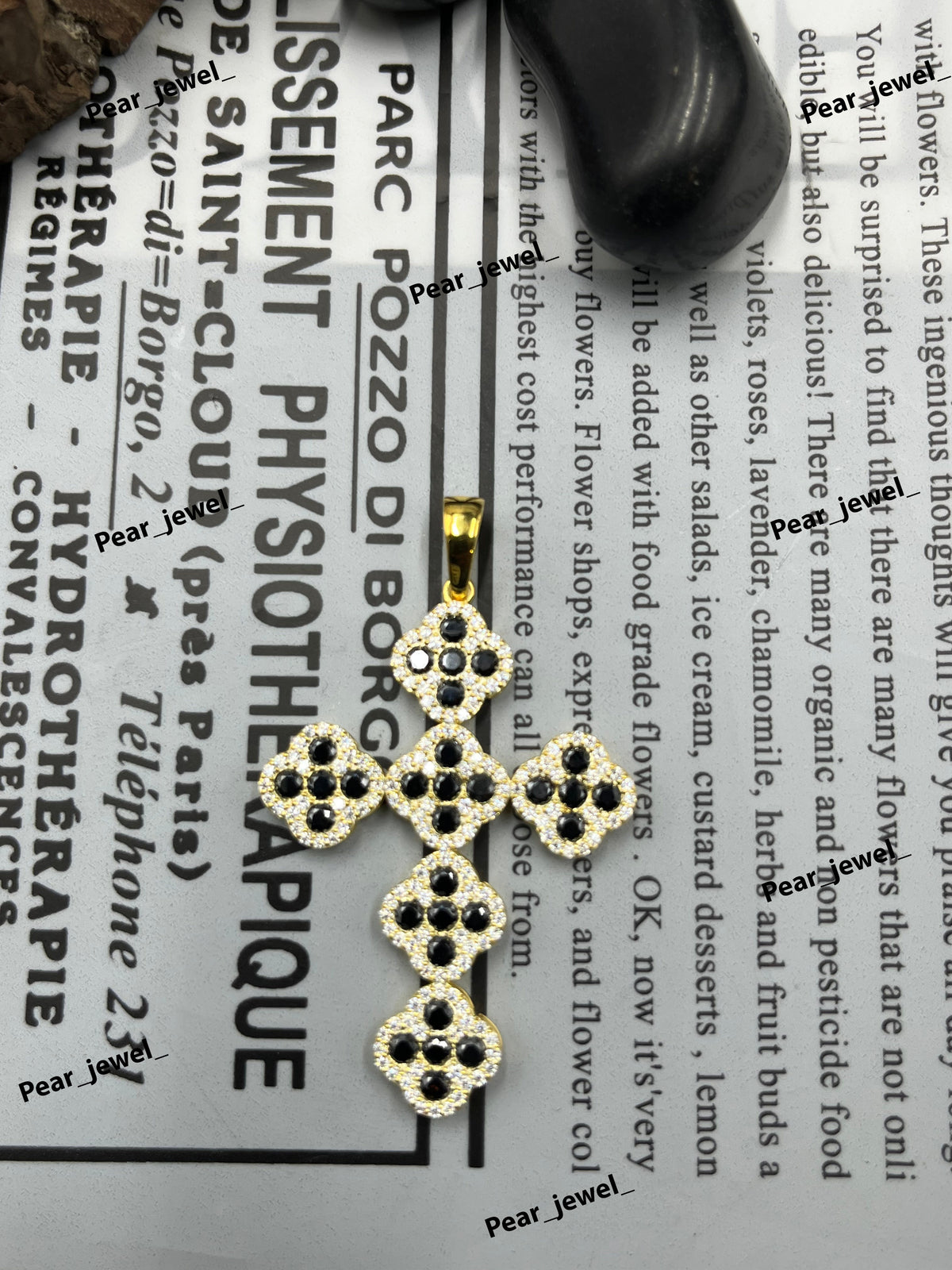 Iced Out Cross Pendant In 925 Silver Pendant Moissanite Diamond