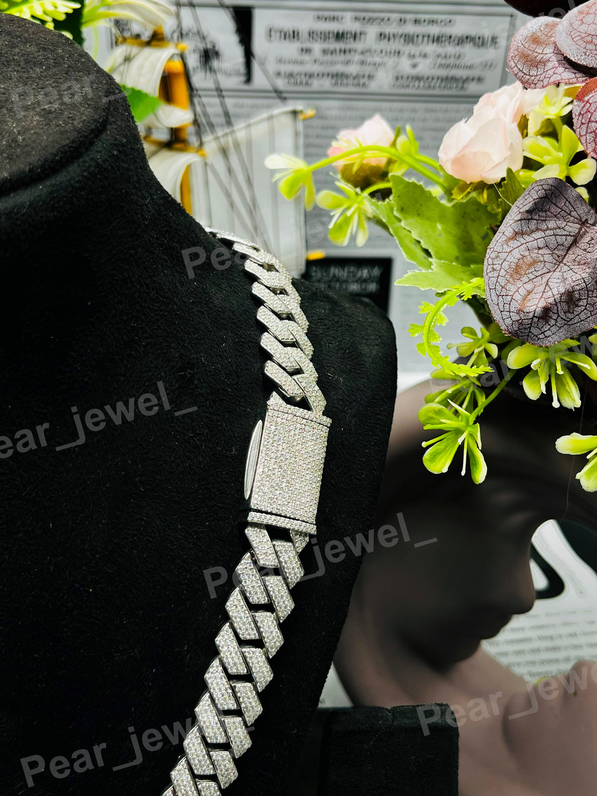 Iced Out 925 Silver VVS Moissanite Diamond cuban Chain With Box Clasps
