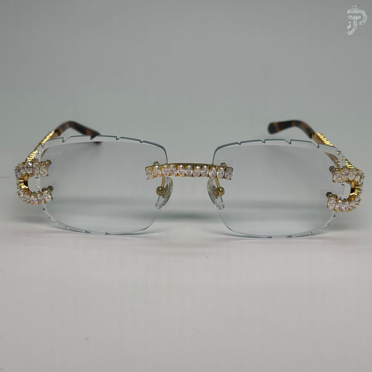 White Glass With Oval Cut Stone In Rhodium Plated Sunglasses