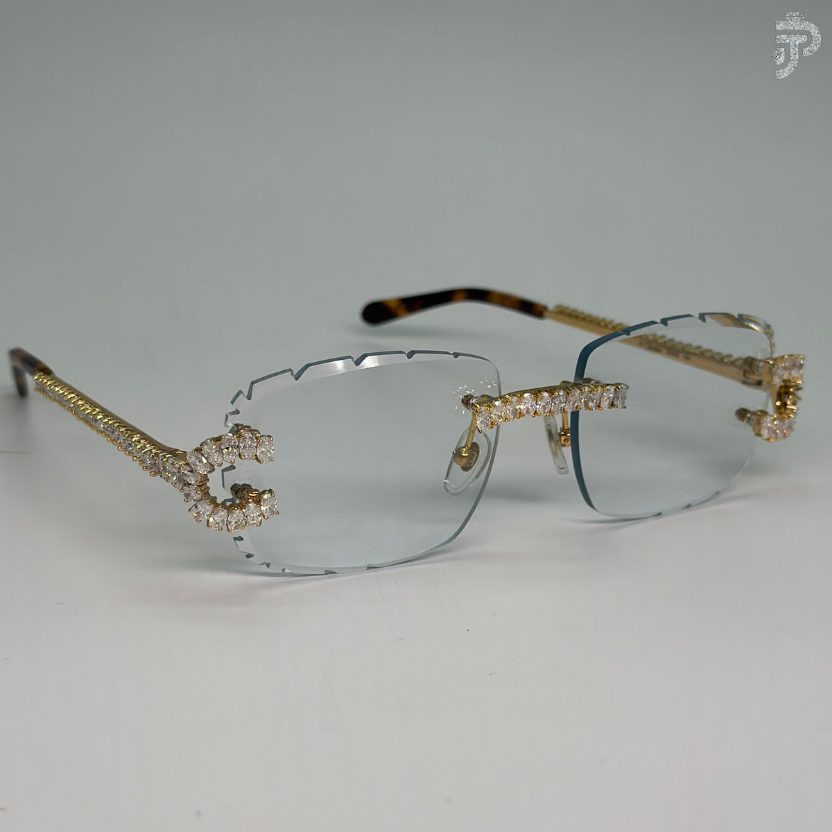 White Glass With Oval Cut Stone In Rhodium Plated Sunglasses