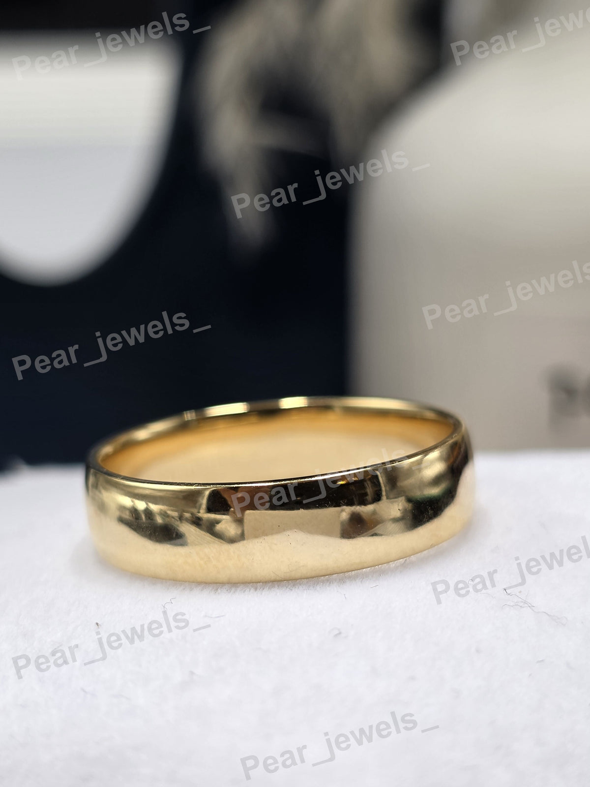 925 Silver Rhodium Plated Wedding Band For Unisex Wear