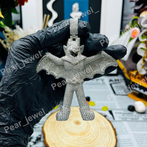 Iced Out Pendant Moissanite Diamond Hip Hop Luxury Full Diamond Bat Charm Jewelry