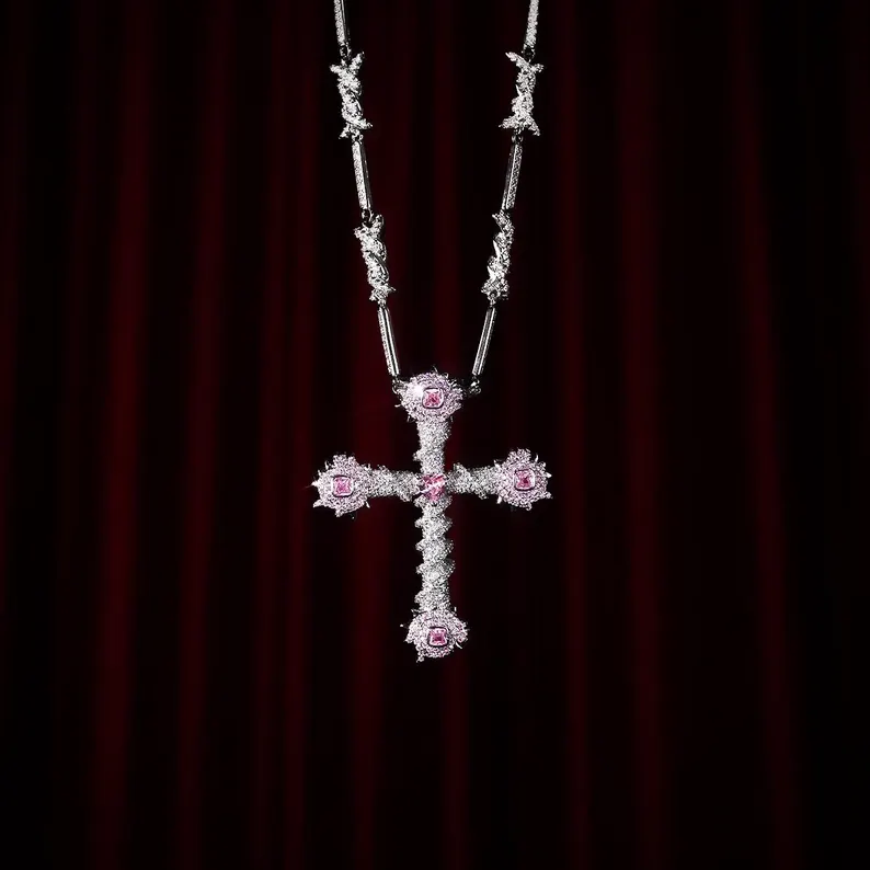 Cross Design 925 Silver VVS Moissanite Diamond Pendant For Unisex
