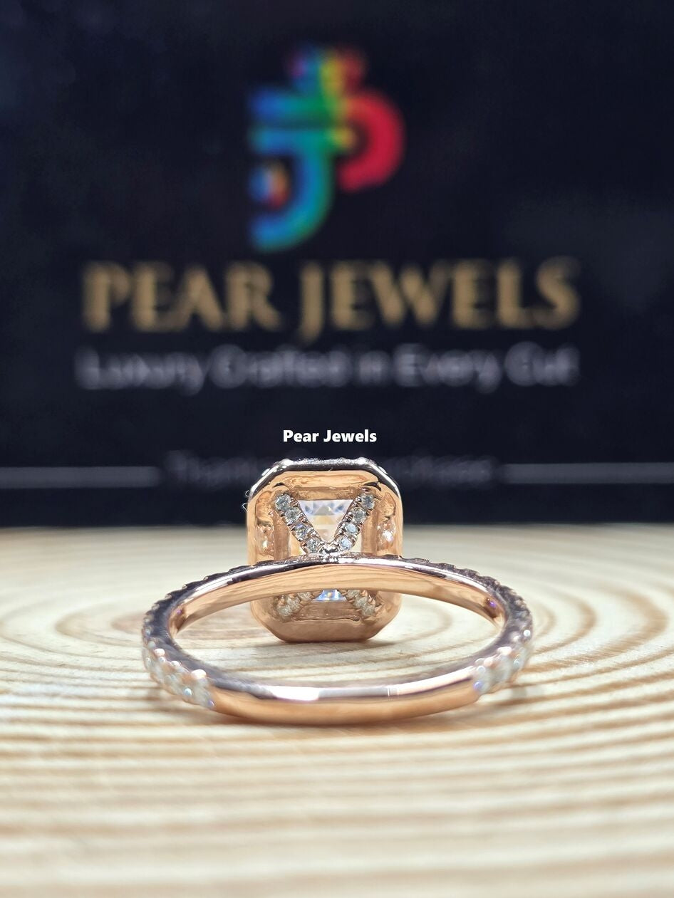 925 Silver Ring Emerald Moissanite Diamond Elegant Engagement Ring