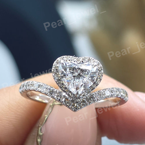 Iced Out Heart Shape Silver Luxury Ring Moissanite Diamond Statement Ring For Women