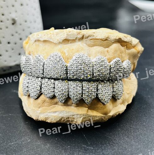 925 Sterling Silver Iced Out VVS Moissanite Diamond Teeth Grillz