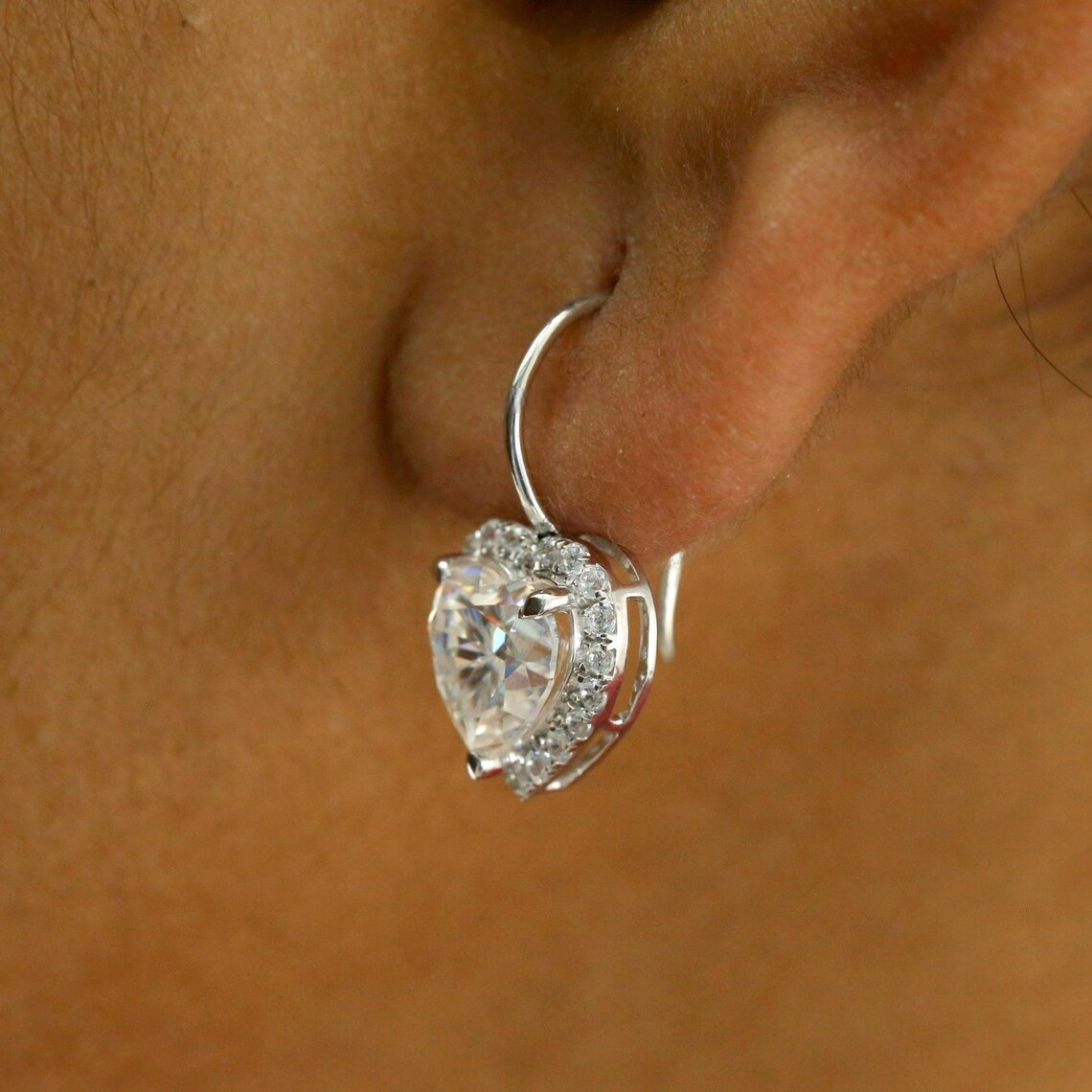925 Sterling Silver VVS Moissanite Diamond Heart Cut Earring