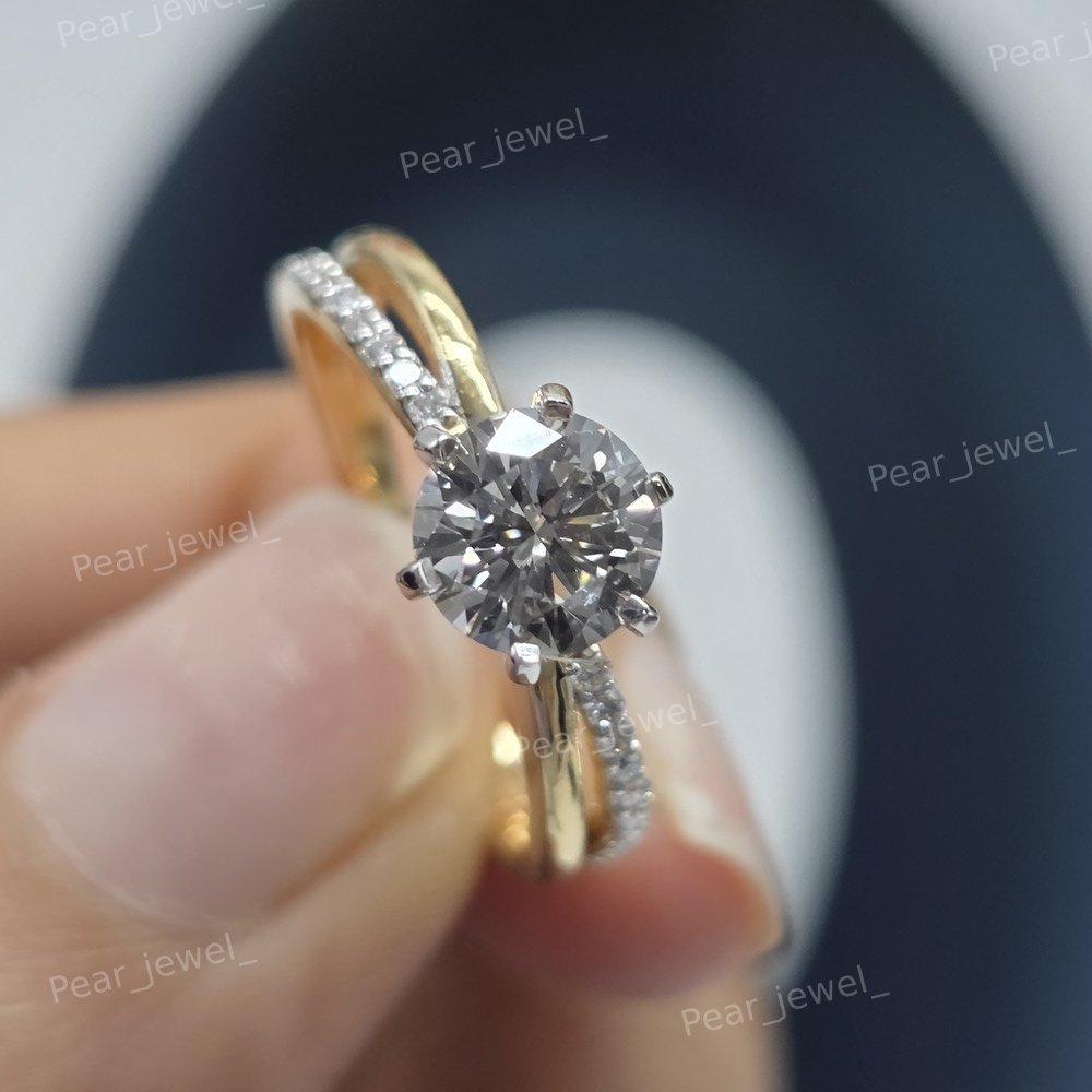 Round Cut VVS Moissanite Diamond Sparkling 925 Sterling Silver Sparkling Ring