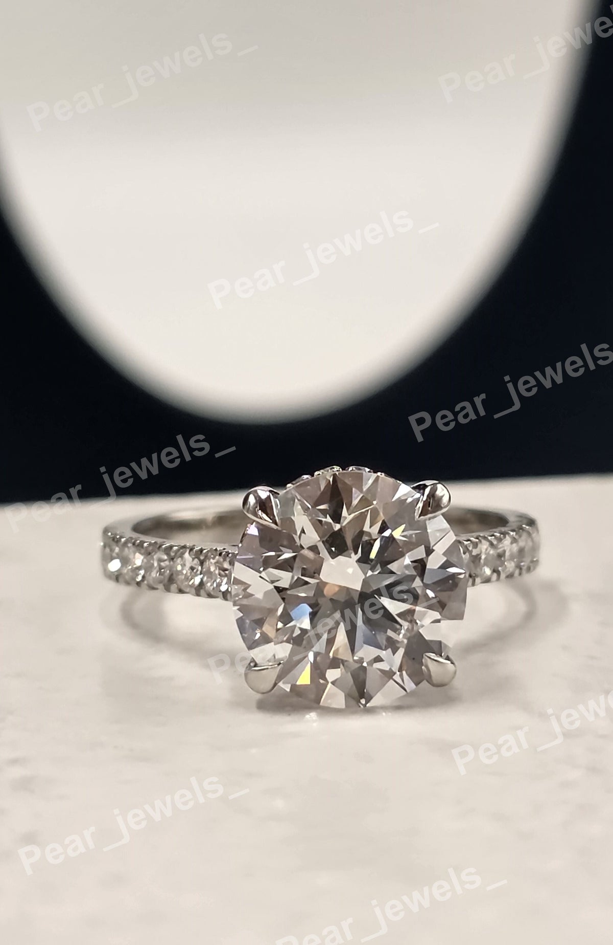 VVS Round Cut Moissanite Diamond Engagement Ring For Women's