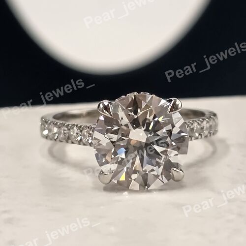 VVS Round Cut Moissanite Diamond Engagement Ring For Women's