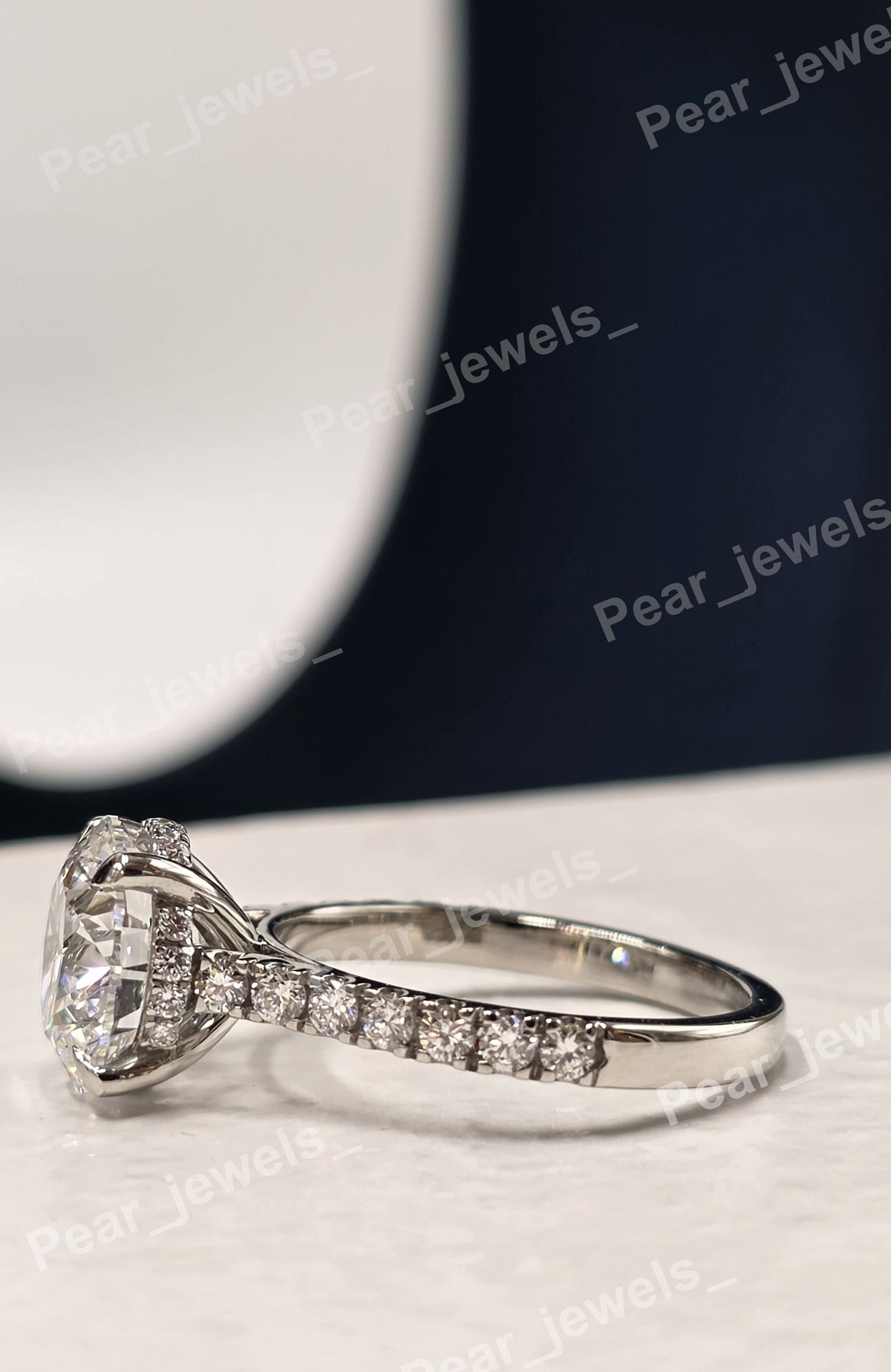 VVS Round Cut Moissanite Diamond Engagement Ring For Women's