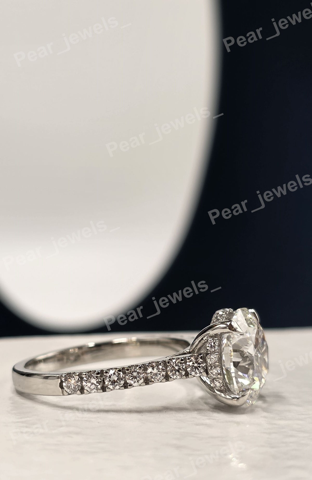 VVS Round Cut Moissanite Diamond Engagement Ring For Women's