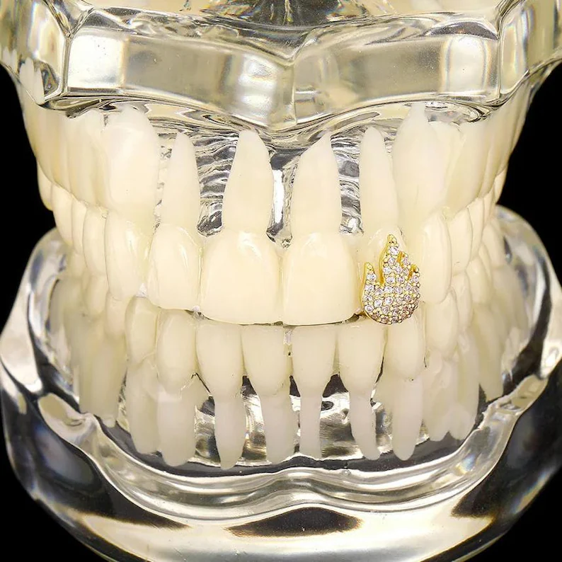 Custom VVS Round Moissanite Diamond 925 Sterling Silver Grillz