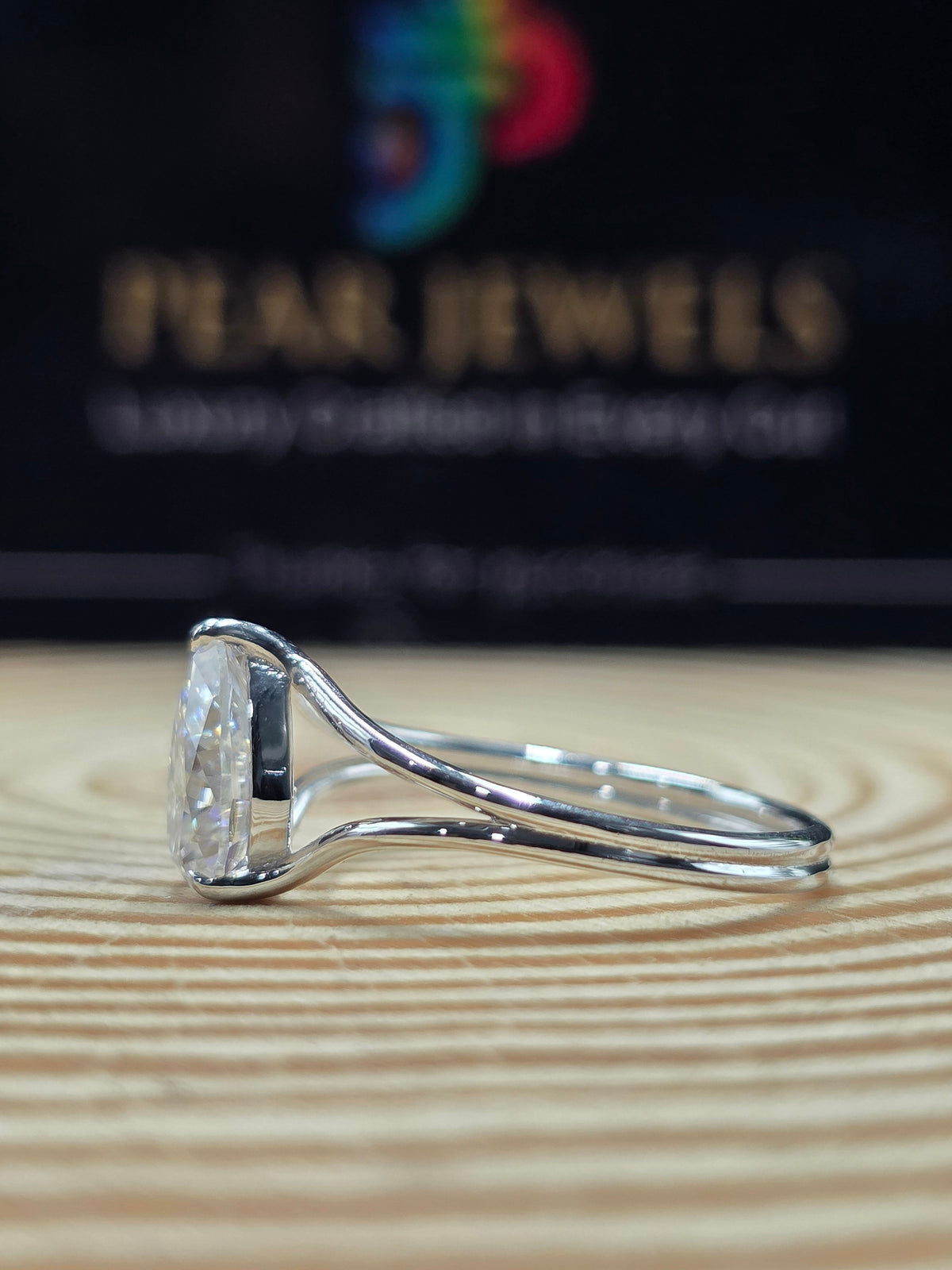 Elegant Pear Moissanite Engagement Ring V Shape Crown Band Stackable Bridal Set