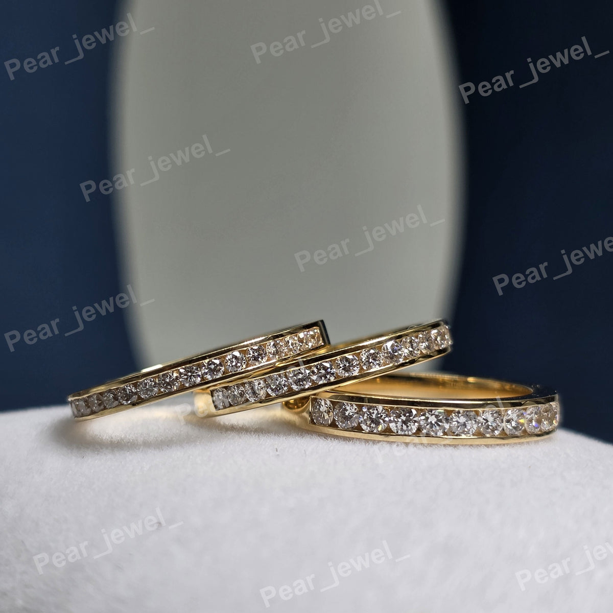 VVS Round Brilliant Cut Moissanite Diamond 925 Silver Wedding Band For Women Wear