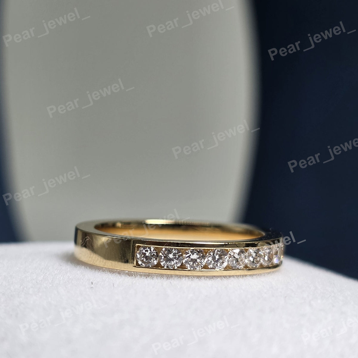 VVS Round Brilliant Cut Moissanite Diamond 925 Silver Wedding Band For Women Wear