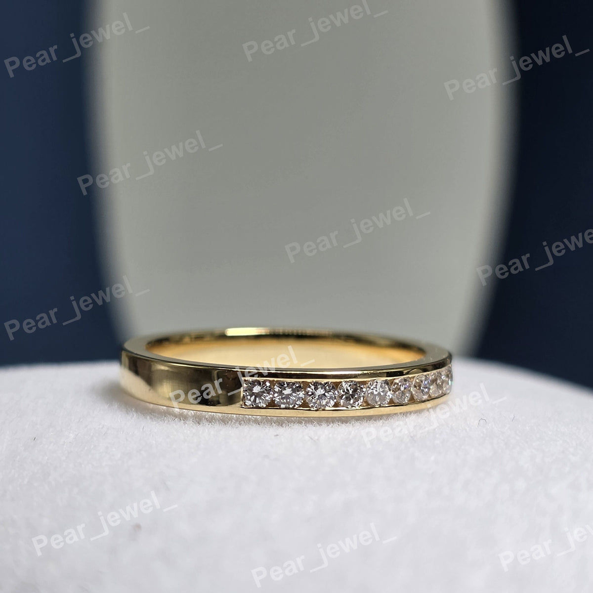 VVS Round Brilliant Cut Moissanite Diamond 925 Silver Wedding Band For Women Wear