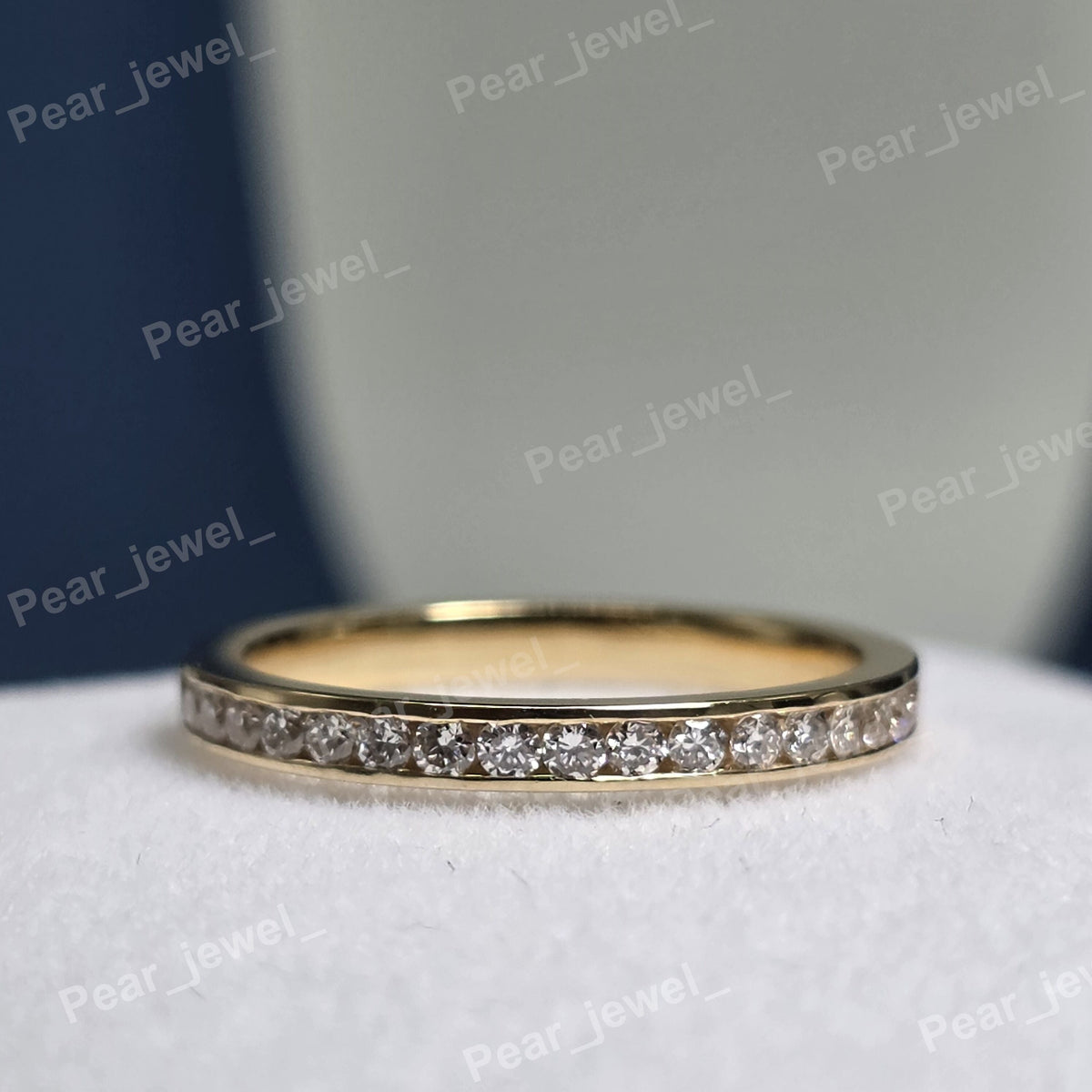 VVS Round Brilliant Cut Moissanite Diamond 925 Silver Wedding Band For Women Wear