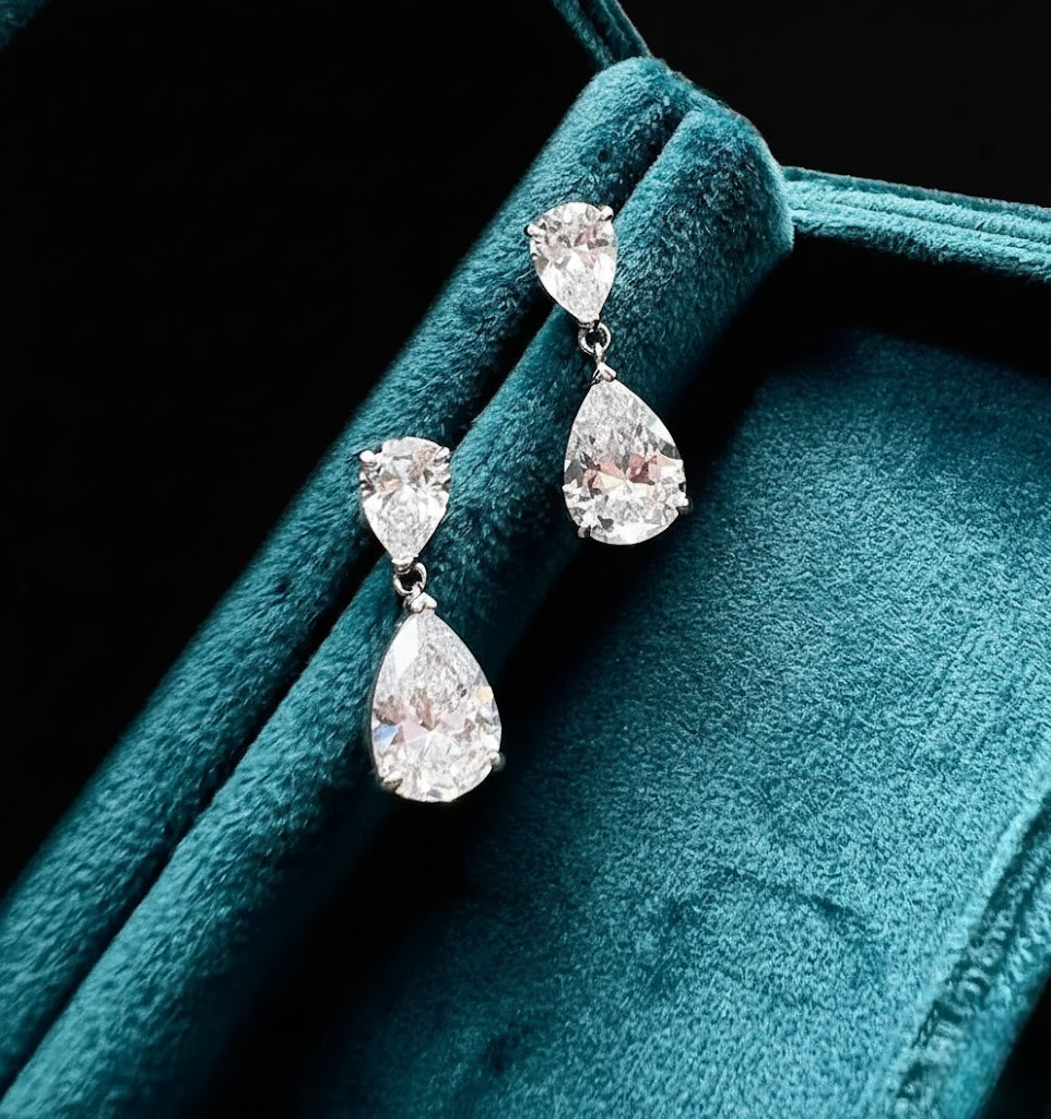 Pear Cut Drop Earring Diamond look Elegant Dangle Sparkle Party Wear