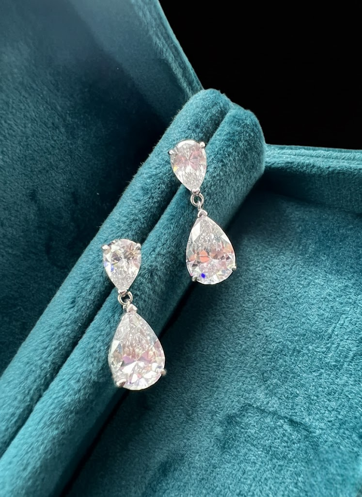 Pear Cut Drop Earring Diamond look Elegant Dangle Sparkle Party Wear