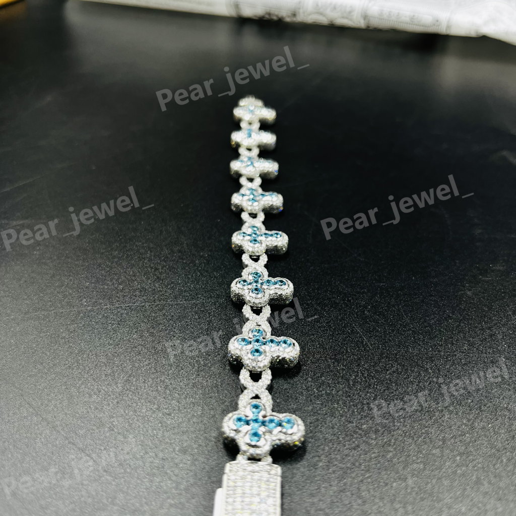 Iced Out Silver Cross Link Blue Moissanit Diamond Bracelet