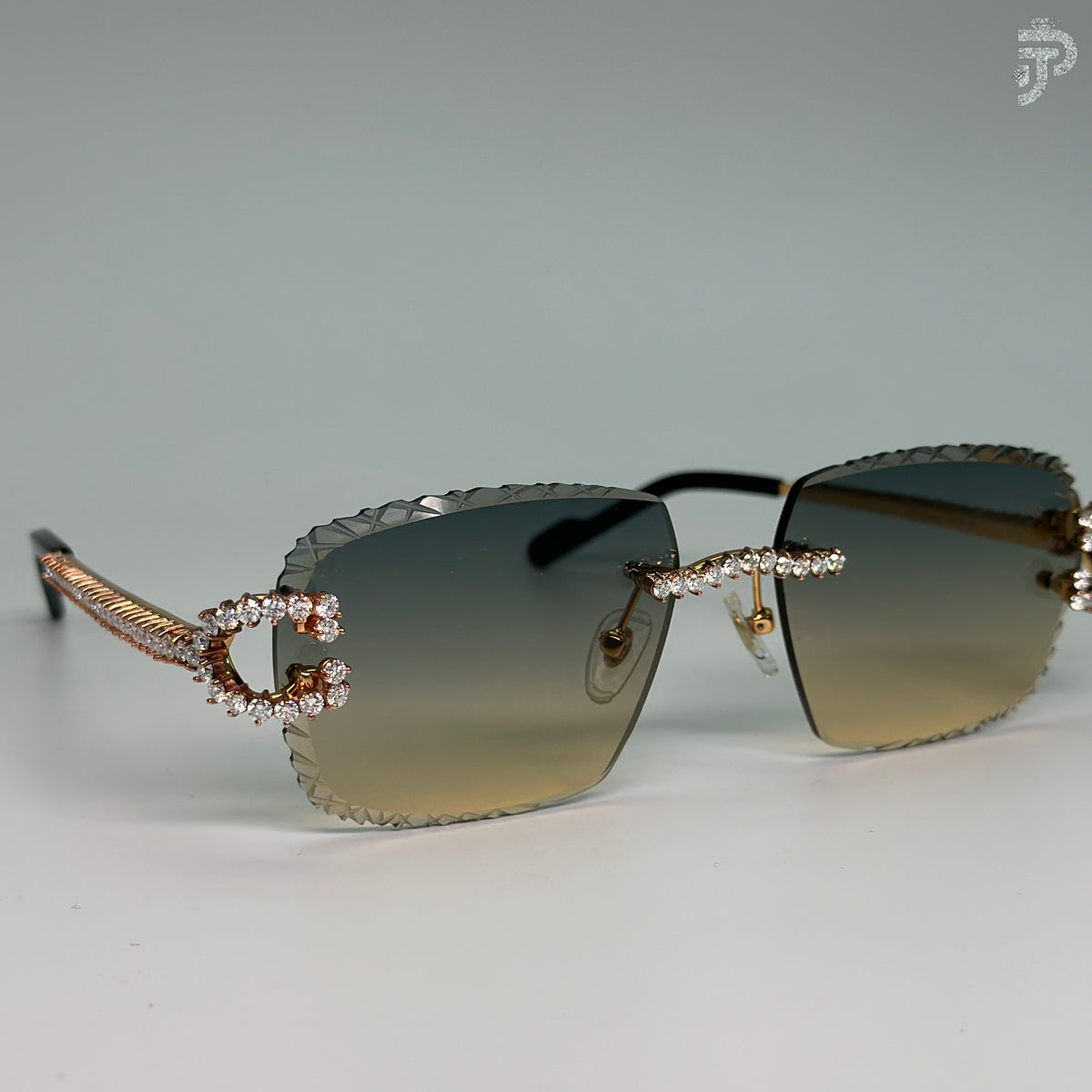 Iced Out Diamond Sunglasses For Unisex Wear with Round Brilliant Cit Stone