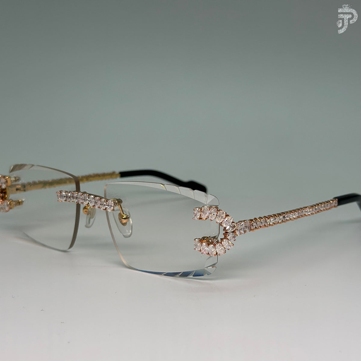 Elegant Oval Cut Moissanite Diamond Glasses For Unisex Wear Diamond Glasses