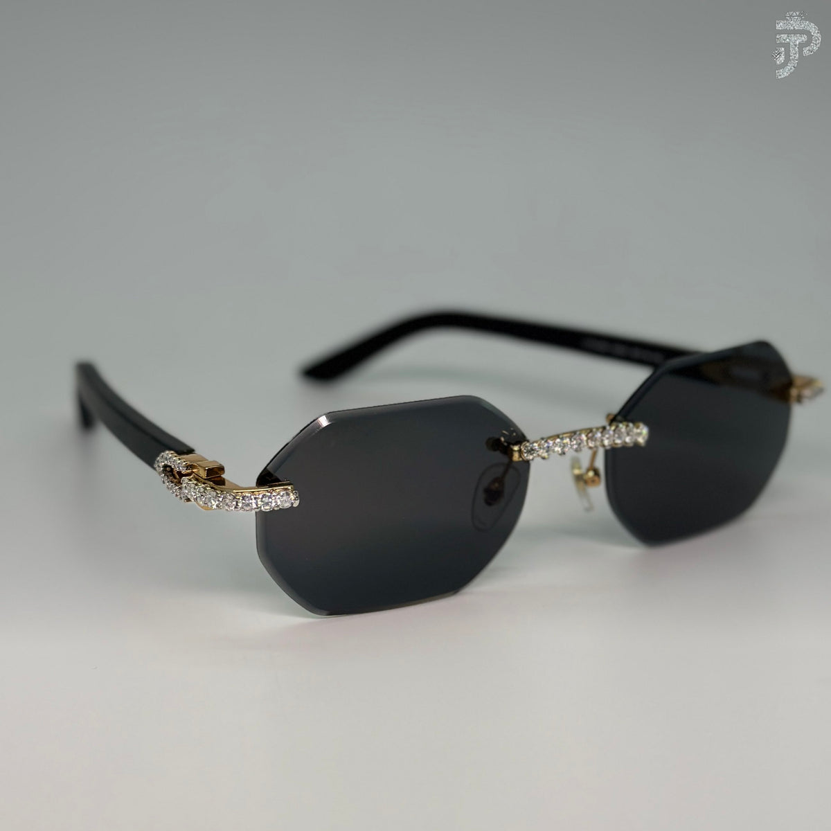 Iced out Round Stone Sunglasses With Black Frame And Black Glasses