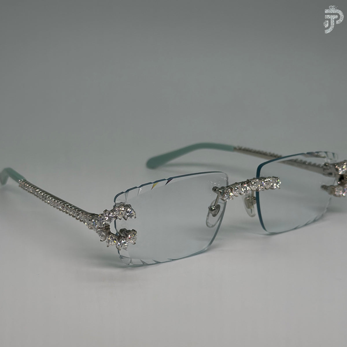 Trendy Eyewear Glasses VVS Clarity Heart Cut Diamond Glasses For Unisex Wear