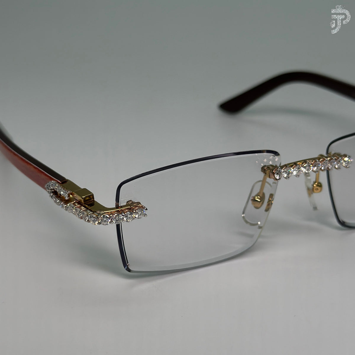 Wood Frame With White Glasses & Round Brilliant Cut Stone Eyewear Glass