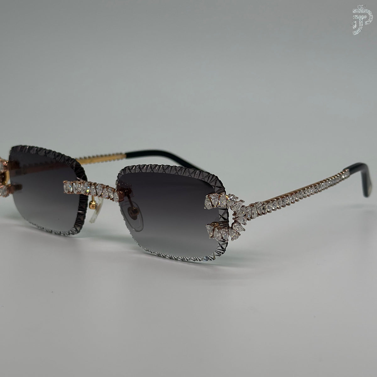 Unique Cut In Glass With Pear Cut Moissanite Stone Glasses For Party Wear