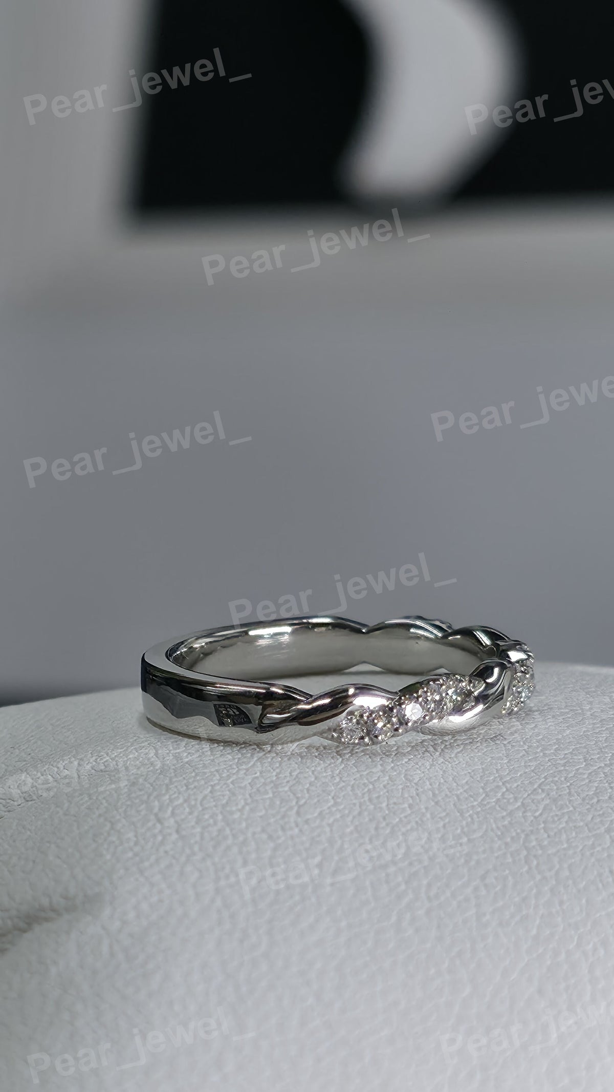 VVS Moissanite Diamond Luxury Ring Iced Out Silver Half Eternity Ring For Women Wear
