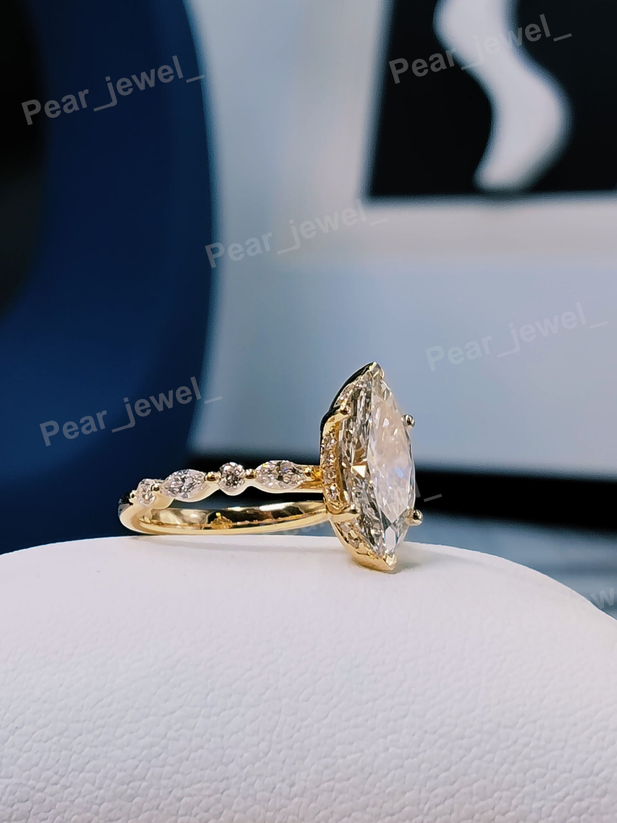 2.15Ct Marquise Moissanite Diamond Iced Out 925 Silver Elegant Prposal Ring Foe Women