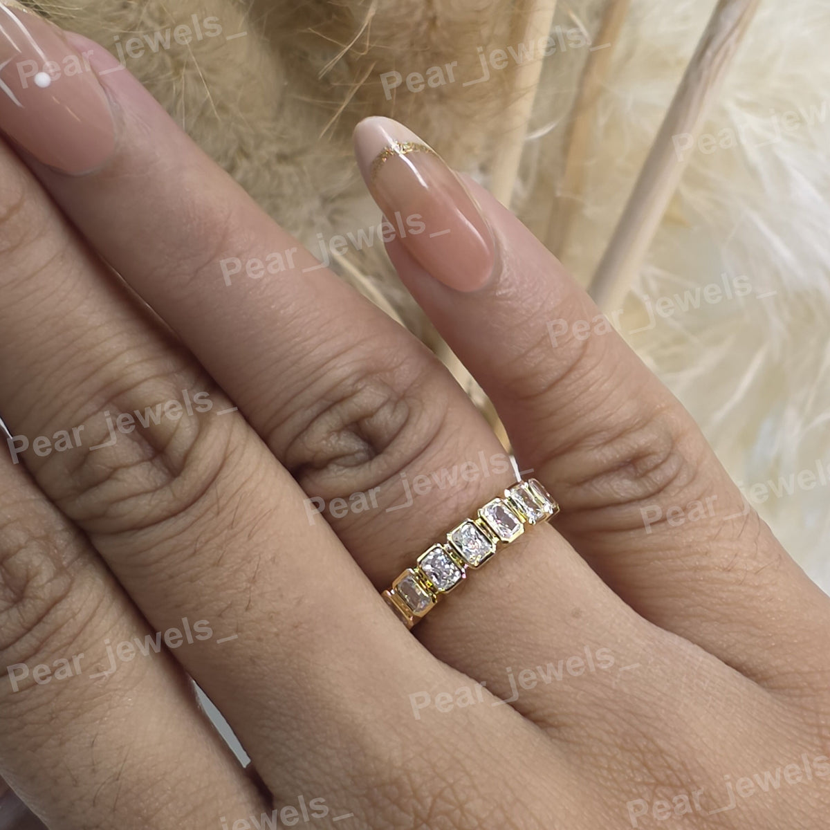 VVS Moissanite Diamond Sparkling Radiant Cut 925 Sterling Silver Wedding Wear Band For Women