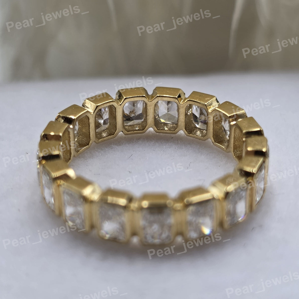 VVS Moissanite Diamond Sparkling Radiant Cut 925 Sterling Silver Wedding Wear Band For Women