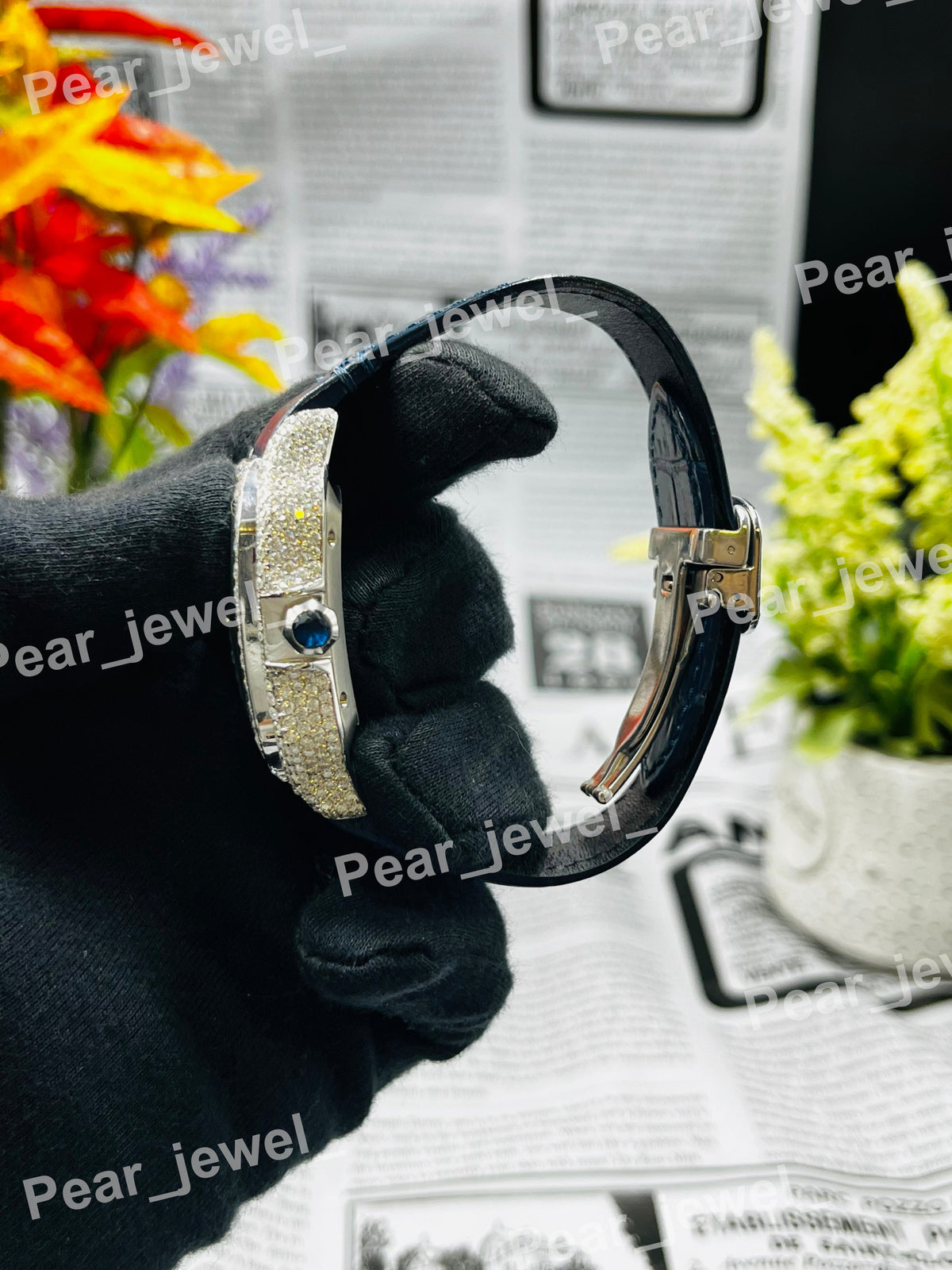 Stainless Steel Iced Out Leather Belt Diamond Wrist Watch For Unisex