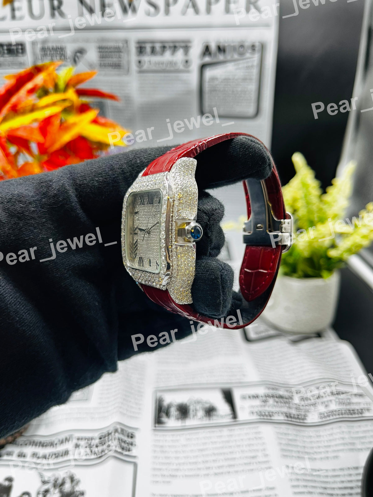 Stainless Steel Iced Out Leather Belt Diamond Wrist Watch For Unisex