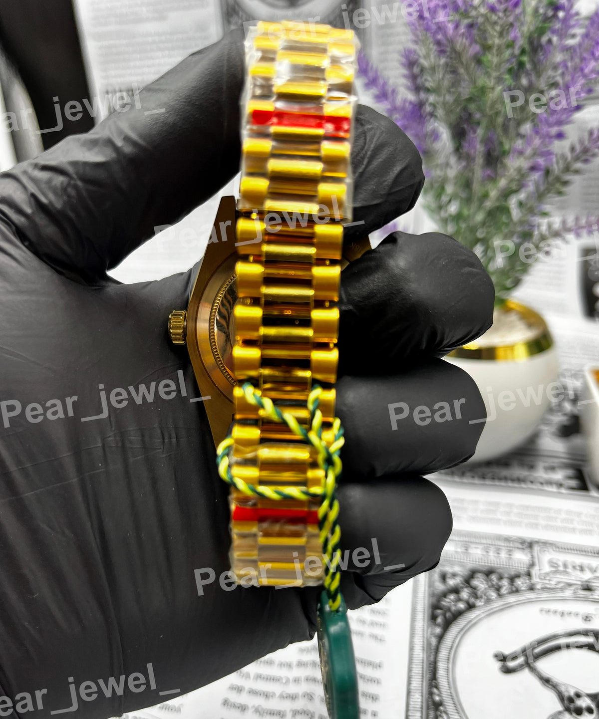 Stainless Steel VVS Moissanite Diamond Bezel Watch For Unisex