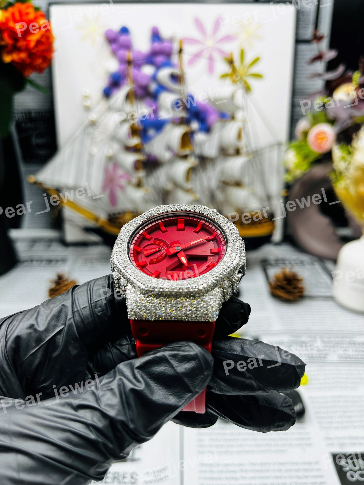 Iced Out Moissanite Diamond Red Round Case Dial Wrist Watch for Unisex Wear
