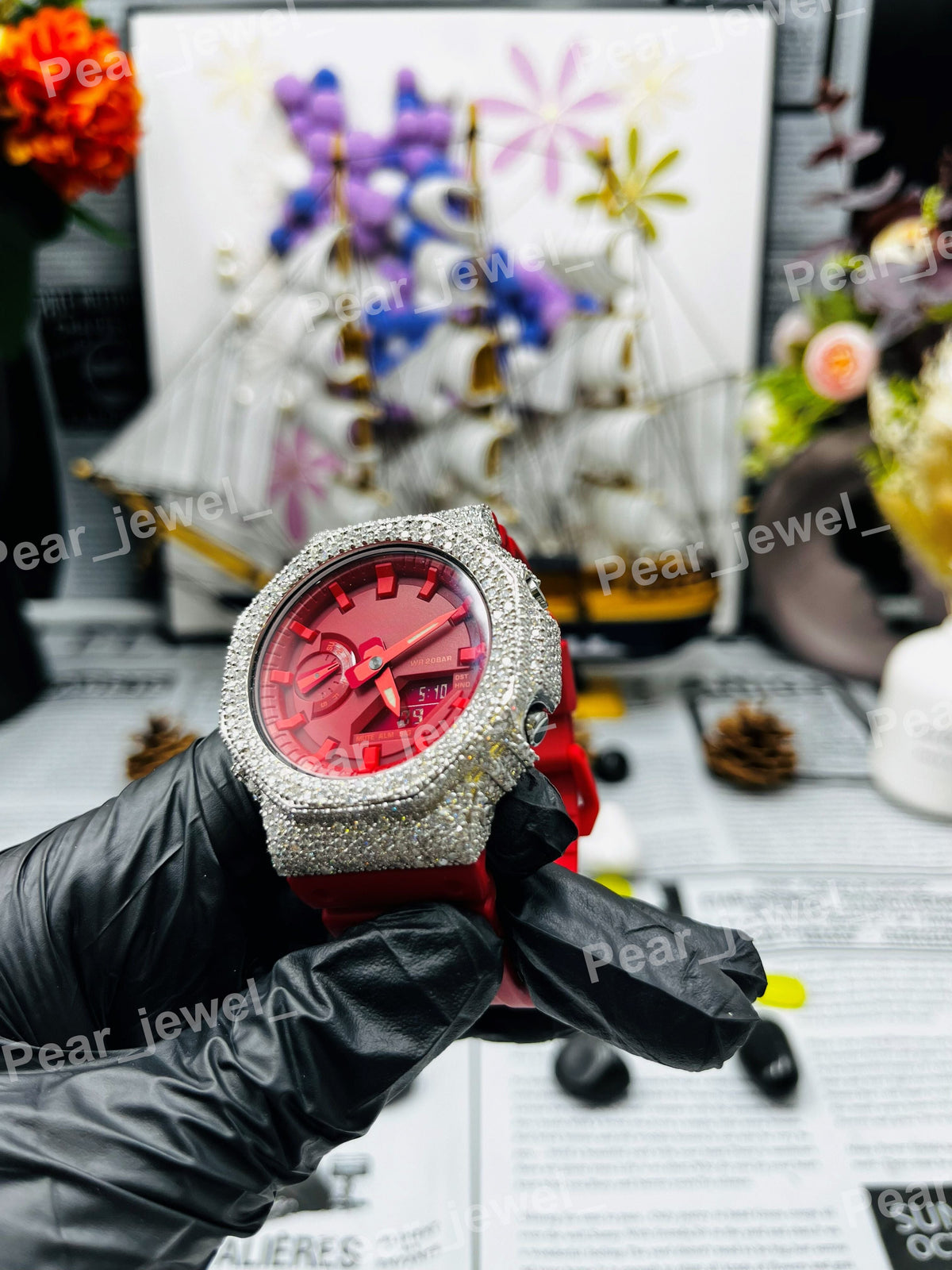 Iced Out Moissanite Diamond Red Round Case Dial Wrist Watch for Unisex Wear