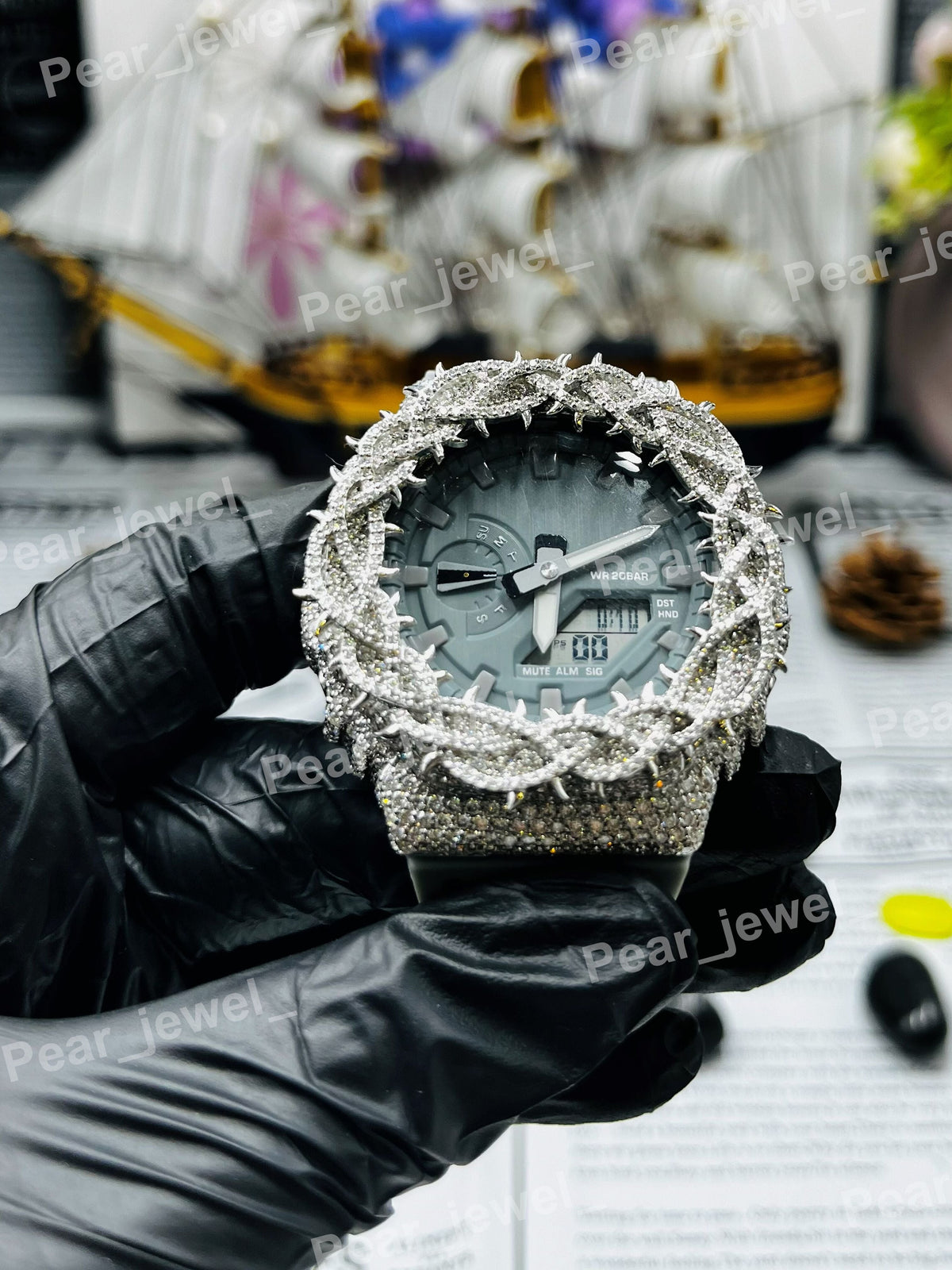 Iced Out Thorn Case Dial Moissanite Diamond Wrist Watch For Party Wear