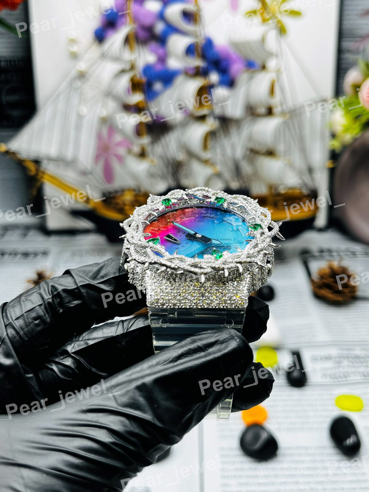 Iced Out Round Case Dial Moissanite Diamond Wrist Watch For Men Women Wear