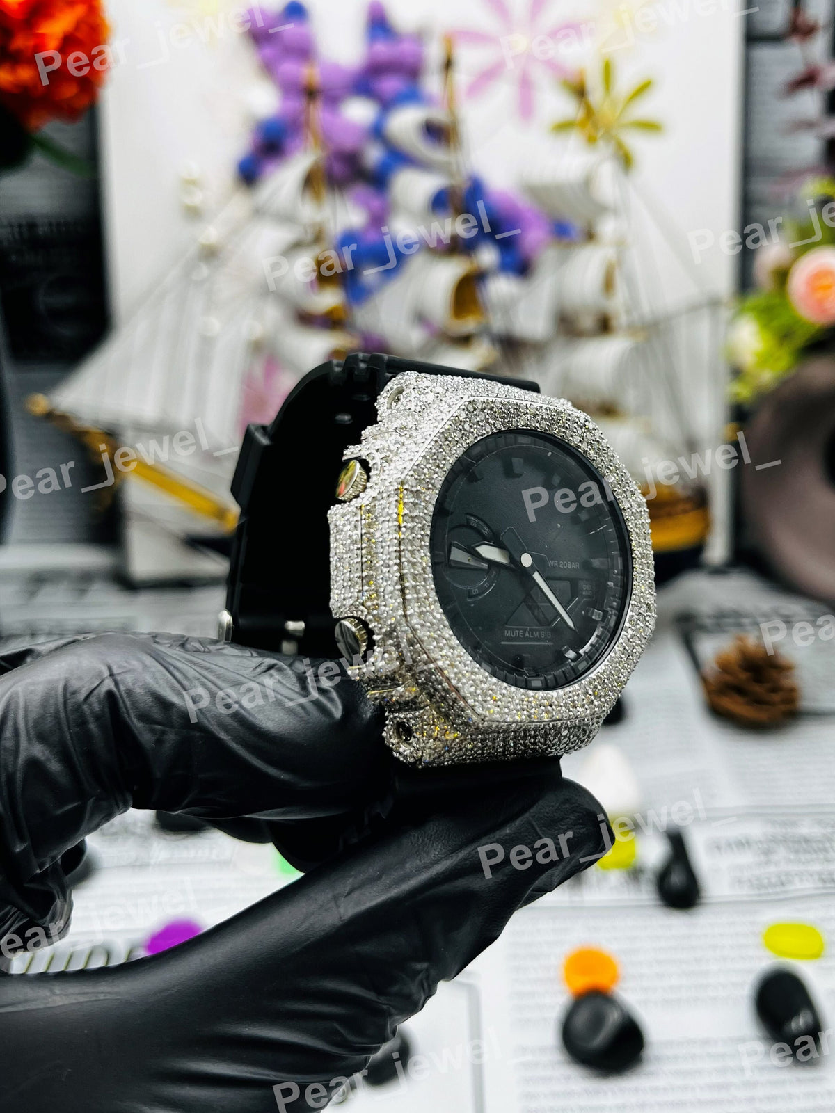 Luxury VVS Moissanite Diamond Case Dial Iced Out Bust Down Watch